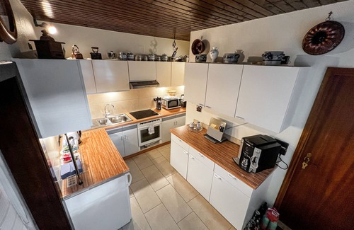 Engelskirchen House | Omas Ferienhäuschen