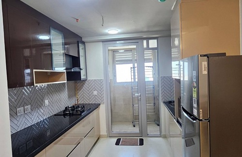 Perungudi Apartment | OMR Vista, High Floor|Luxury Stay|Clsoe to WTC