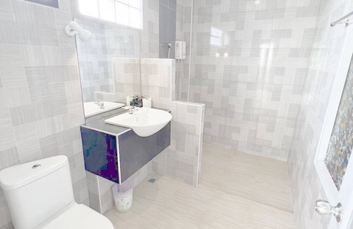 Tha Yang Hotel | On Green Resort