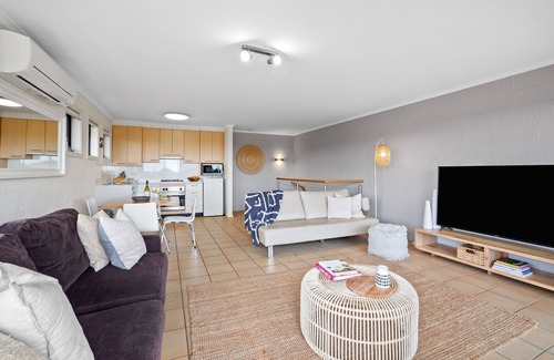 Torquay Apartment | On The Esplanade Apartments