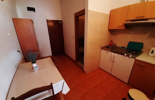 Blato Apartment | One bedroom apartment with balcony and sea view Živogošće - Blato, Makarska (A-23922-c)