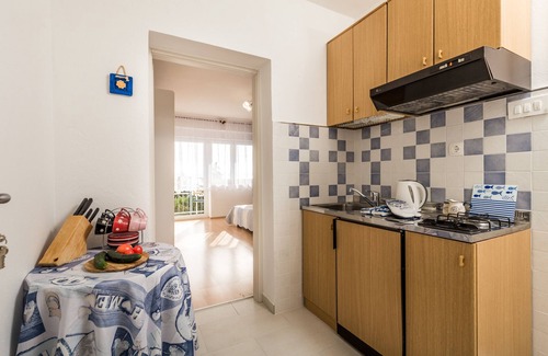 Klenovica Apartment | One bedroom apartment with balcony and sea view Klenovica, Novi Vinodolski (A-5575-a)