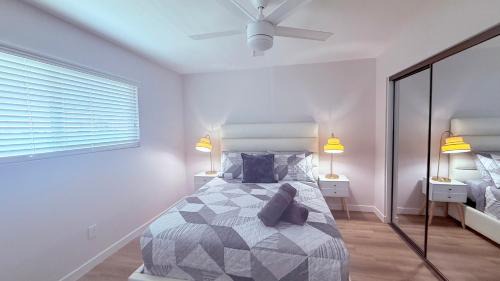 South Redondo Apartment | Oneluxstay 3BR Home Near the Beach