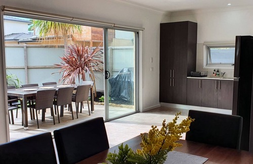 Safety Beach House | Open plan large townhouse with direct access to beautiful beach