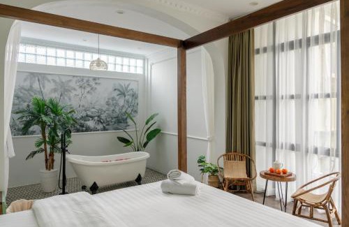 Trang Tien Apartment | Opera#4BRS#1' to HoanKiem lake#Old Quarter#Balcony