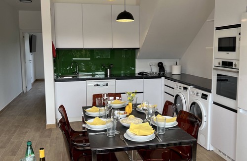 Silves House | Orange Grove ResidencenIn orange farm, newly built all amenities 3Km from Silves