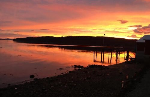 Sointula Apartment | Orca Lodge