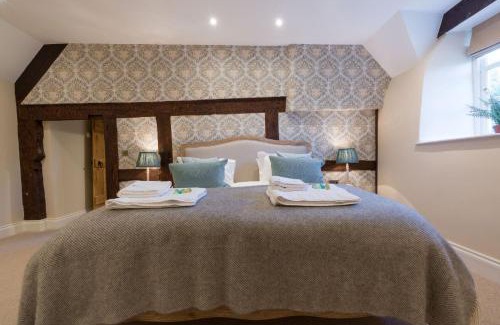 Ilminster House | Orchard Cottage