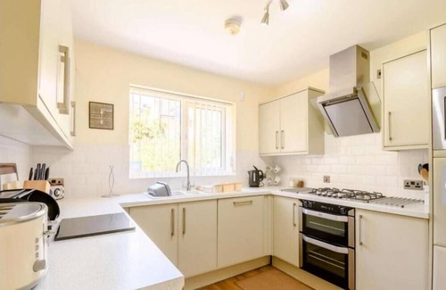 Scarborough House | Orchard House Westwood - 4 Bed Detached House