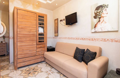 Parthenonas House | Oreiades Parthenon