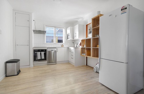 Orewa House | Orewa Kiwi Cabins - Pukeko