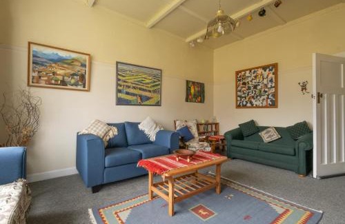 Ngatimoti House | Orinoco Country Retreat