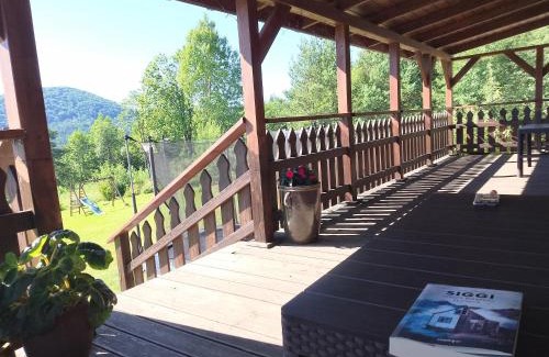 Uscie Gorlickie House | ORLIK - pokoje gościnne