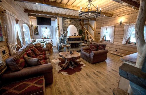 Pcim Ski Chalet | Osada Jaworzyny Domek Groń z Jaskinią SPA