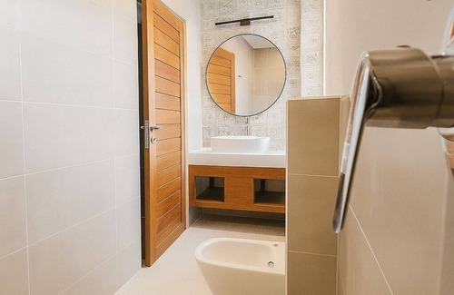 Felidhoo Hotel | Oshi Boutique