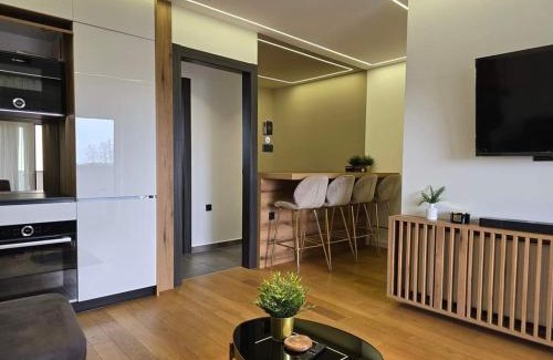 Osijek Apartment | OSIJEK LUXURY CENTER - self check in, free private parking, Ulica Ivana Gundulica 82