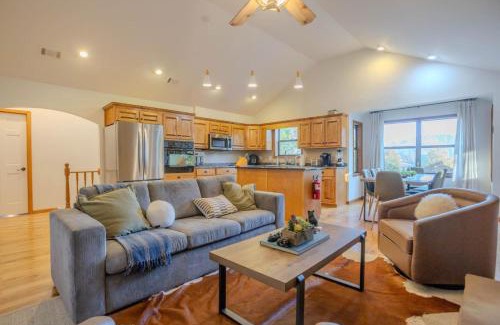 Blairsville House | Osprey - Family Cabin, Hot Tub, Game Room, Theater