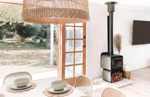 McLaren Vale House | Our NEW 1940's Lovingly Renovated Cosy Cottage