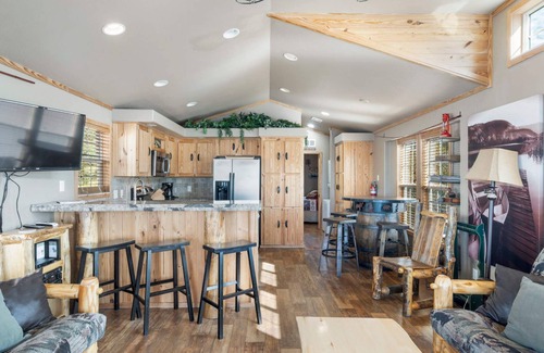 Sperry Cottage | Overlook at CrossTimbers Marina