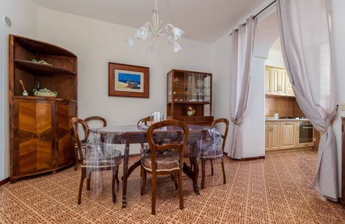 Liparlati House | Overseas Glimpse - Patio overlooking the Sea