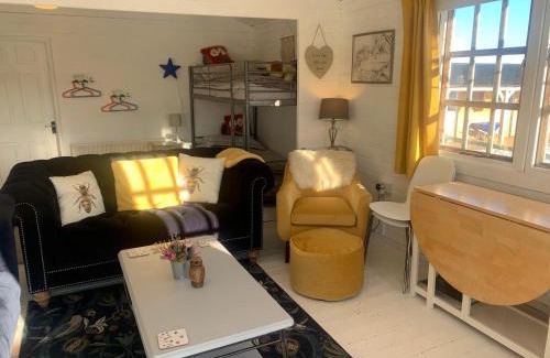 Woodhorn House | Owls Nest Log Cabin