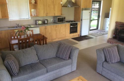 Mount Olympus Ski Field House | Oxford Holiday Cottage