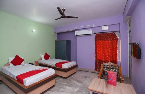 Hajipur Hotel | OYO 19971 Hotel New Urvashi
