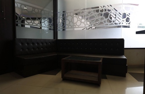 Mangalpady Hotel | OYO 24602 City Residence