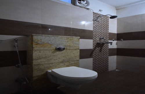 Gwalior Hotel | OYO 60291 Hotel Siddhi Vinayak