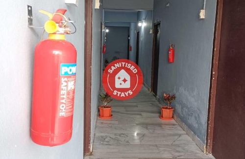 Thumukunta Hotel | OYO 70404 Royal Galaxy Lodge