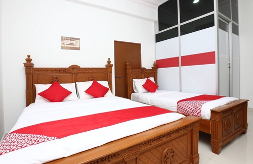 Kampung Gong Rengas Hotel | OYO 89435 Nusantara Group Hotel