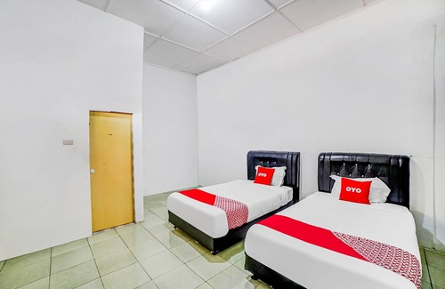 North Labuhanbatu Hotel | OYO 90834 Hotel Anugrah