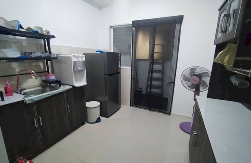 Kajang House | OYO 91024 Tower A & B Sensory Residence