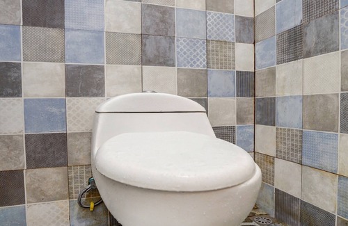 Gresik Hotel | OYO 92907 Miranda Hotel Syariah