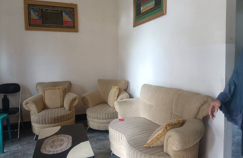 Gerung Hotel | OYO 93425 Homestay Anisa