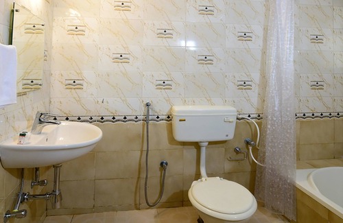 Sernabatim House | OYO 9741 Triple Beach Guest House