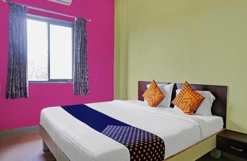 Koregaon Hotel | OYO Flagship Savali Garden