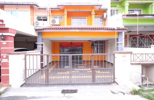 Bahau House | OYO Homes 90575 C.k Bahau Homestay