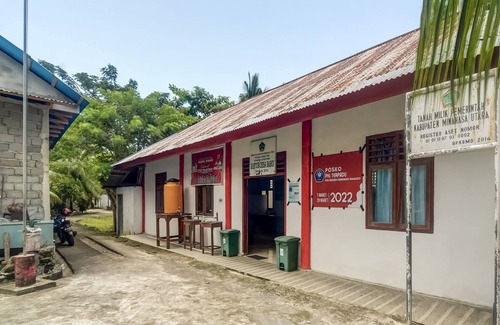 Manado City Centre House | OYO Homes 91148 Homesstay Desa Wisata Bahoi Near Ekowisata Mangrove Desa Bahoi