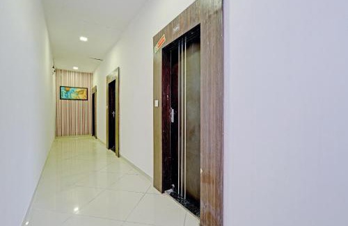 Gandhinagar Hotel | OYO Hotel Mahima