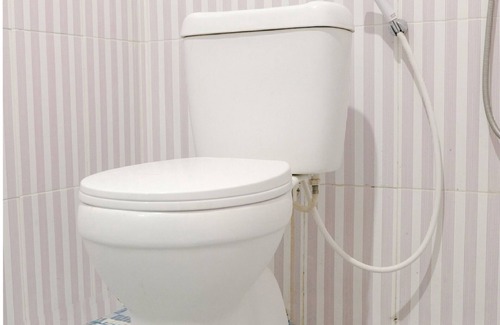 Trenggalek Hotel | OYO Life 2966 Hotel Atriaz