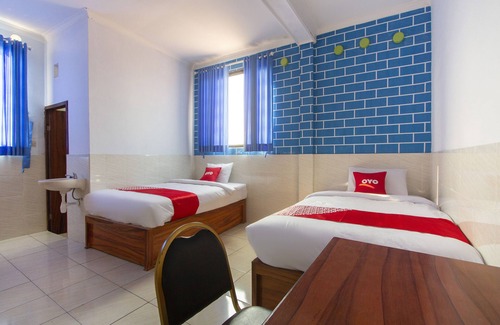 Malang Hotel | OYO Life 3720 Homestay Gayatri Janti
