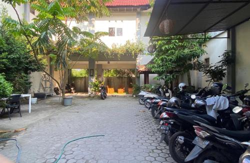 Mataram Hotel | OYO Life 93258 Kos Sahabat