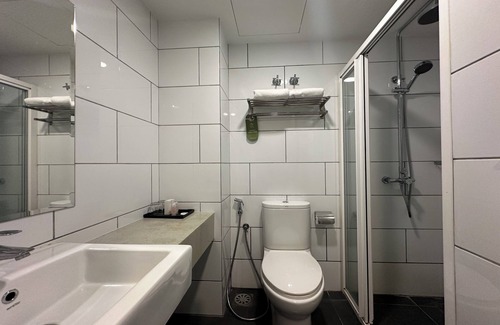 Batu Caves Hotel | OYO Townhouse, Selayang formerly RHR Hotel