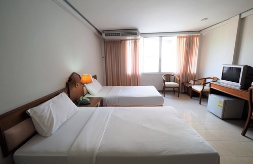 Suphan Buri Hotel | Pachara Hotel and Restaurant