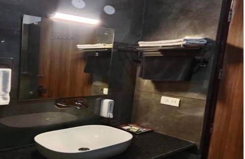 Paonta Sahib Hotel | PACIFIC INN HOTEL