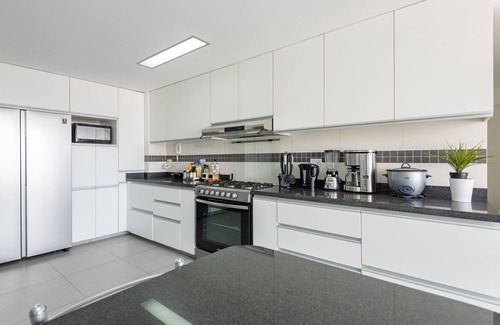 Armendariz Apartment | Pacific Ocean luxury 4BR/3.5BA Terrace Larcomar JW Marriott