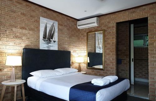 Pacific Paradise Hotel | Pacific Paradise Airport Motel