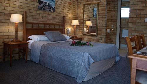 Pacific Paradise Hotel | Pacific Paradise Airport Motel
