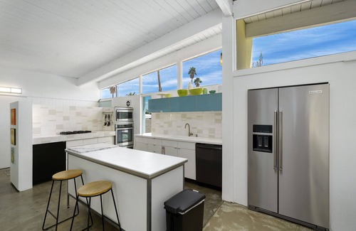 Racquet Club Estates House | pad360! Mid-Century Modern Pool Home, Sleeps 8